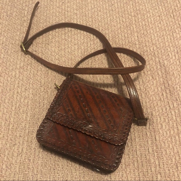 Carved Leather Purse - Picture 7 of 7